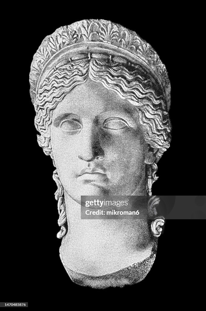 Old engraved illustration of Roman goddess Juno or Greek goddess Hera