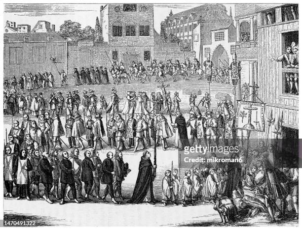 old engraved illustration of auto-da-fé ('act of faith'), the ritual of public penance carried out between the 15th and 19th centuries of condemned heretics and apostates imposed by the spanish, portuguese, or mexican inquisition - spanische inquisition stock-fotos und bilder