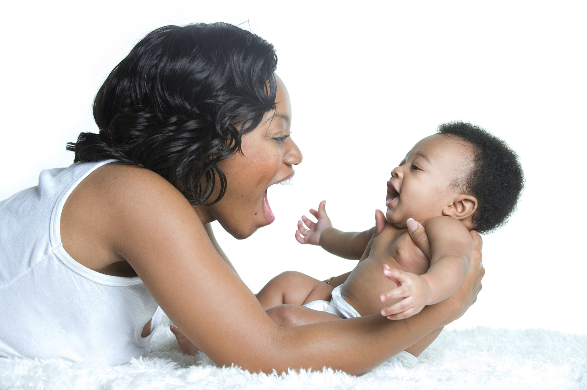 mom baby bonding