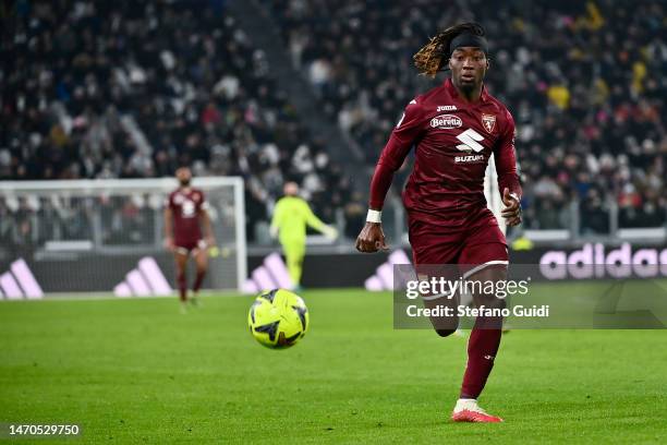 Yann Karamoh of Torino FC controls the ball during the Serie A match between Juventus and Torino FC at Allianz Stadium on February 28, 2023 in Turin,...