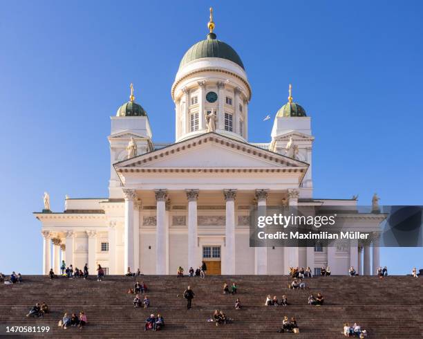 helsinki cathedral, helsinki, finland - neoclásico fotografías e imágenes de stock