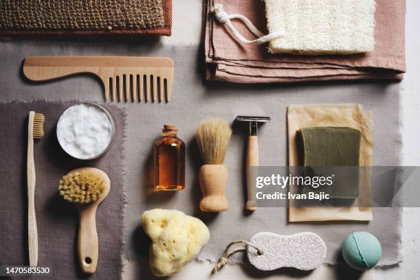KIM & C Wooden Barber Brush KIM & C Wooden Barber Brush