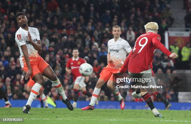 Alejandro Garnacho of Manchester United scores their second goal during the Emirates FA Cup Fifth Round match between Manchester United and West Ham...