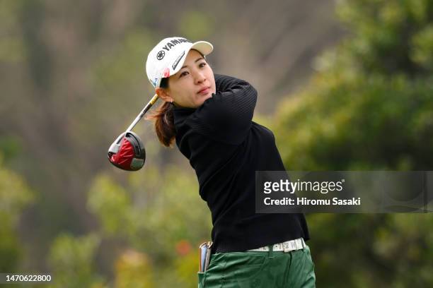 Kana Nagai of Japan hits her tee shot on the 4th hole during the first round of Daikin Orchid Ladies at Ryukyu Golf Club on March 2, 2023 in Nanjo,...