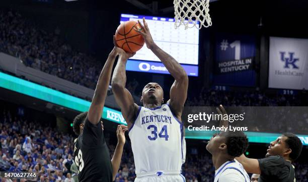 Oscar Tshiebwe of the Kentucky Wildcats shoots the ball against the Vanderbilt Commodores at Rupp Arena on March 01, 2023 in Lexington, Kentucky.