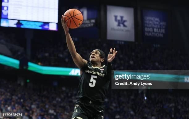 Ezra Manjon of the Vanderbilt Commodores shoots the ball against the Kentucky Wildcats at Rupp Arena on March 01, 2023 in Lexington, Kentucky.