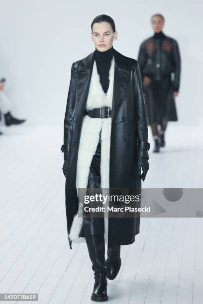 Model walks the runway during the Chloé Womenswear Fall Winter 2023-2024 show as part of Paris Fashion Week on March 02, 2023 in Paris, France.