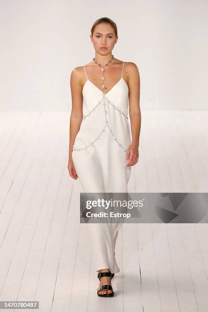 Model walks the runway during the Chloé Womenswear Fall Winter 2023-2024 show as part of Paris Fashion Week on March 2, 2023 in Paris, France.