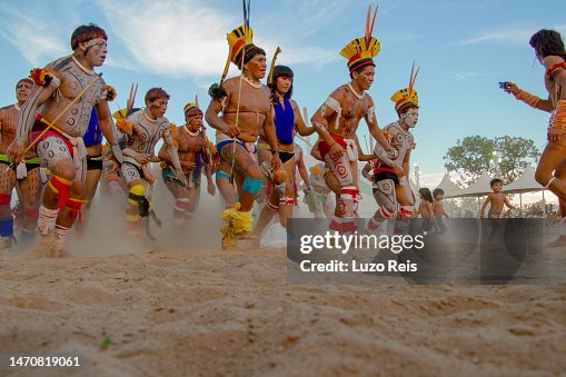 Group of indigenous people in the arena of the XII games of indigenous peoples Group of indigenous people in the arena of the XII games of indigenous peoples
