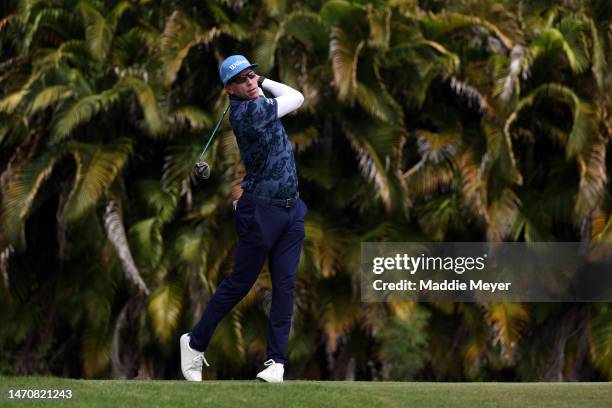 Ricky Barnes of the United States hits his first shot on the 4th hole during the first round of the Puerto Rico Open at Grand Reserve Golf Club on...