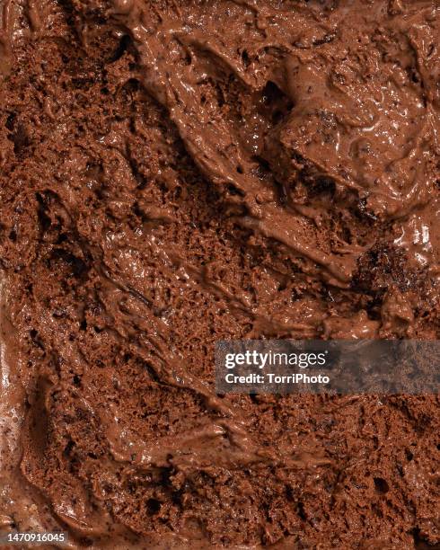 full frame texture background of melted chocolate ice cream - glace au chocolat photos et images de collection