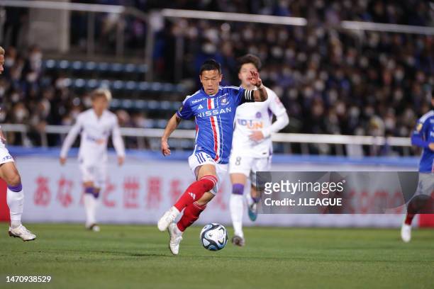 Takuya KIDA of Yokohama F･Marinos in action during the J.LEAGUE Meiji Yasuda J1 3rd Sec. Match between Yokohama F･Marinos and Sanfrecce Hiroshima at...