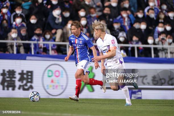 Kenta INOUE of Yokohama F･Marinos in action during the J.LEAGUE Meiji Yasuda J1 3rd Sec. Match between Yokohama F･Marinos and Sanfrecce Hiroshima at...