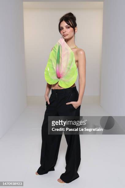 Emily Ratajkowski attends the Loewe Womenswear Fall Winter 2023-2024 show as part of Paris Fashion Week on March 03, 2023 in Paris, France.