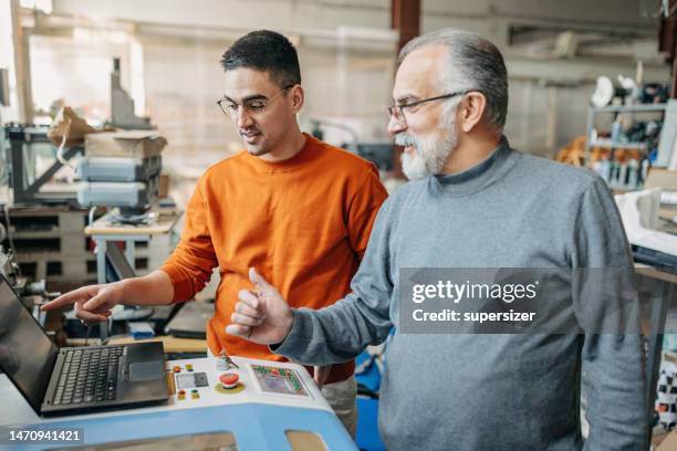 this is how you operate laser cut - laser cutting stock pictures, royalty-free photos & images