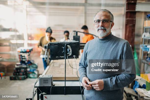 proud to teach - physics stock pictures, royalty-free photos & images