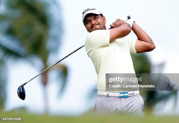 Fabián Gómez of Argentina hits his first shot on the 2nd hole during the second round of the Puerto Rico Open at Grand Reserve Golf Club on March 03,...