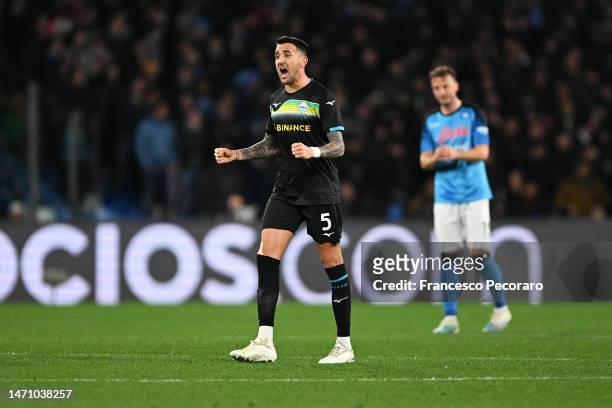 Matias Vecino of SS Lazio celebrates after scoring the team's first goal during the Serie A match between SSC Napoli and SS Lazio at Stadio Diego...