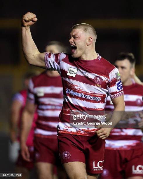 Morgan Smithies of Wigan Warriors celebrates victory following the Betfred Super League between Castleford Tigers and Wigan Warriors at Mend-A-Hose...