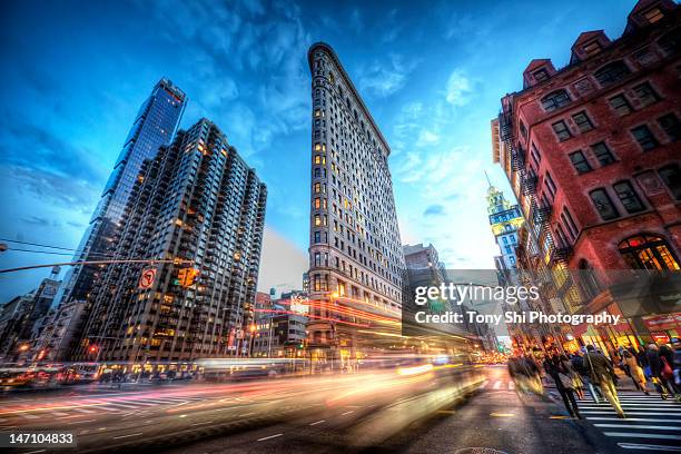 new york city flatiron building - flatiron building stock pictures, royalty-free photos & images