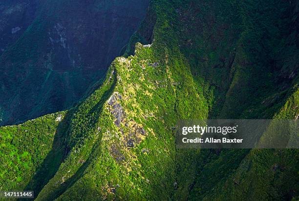 elevated view of 'iao valley - kahului maui stock pictures, royalty-free photos & images