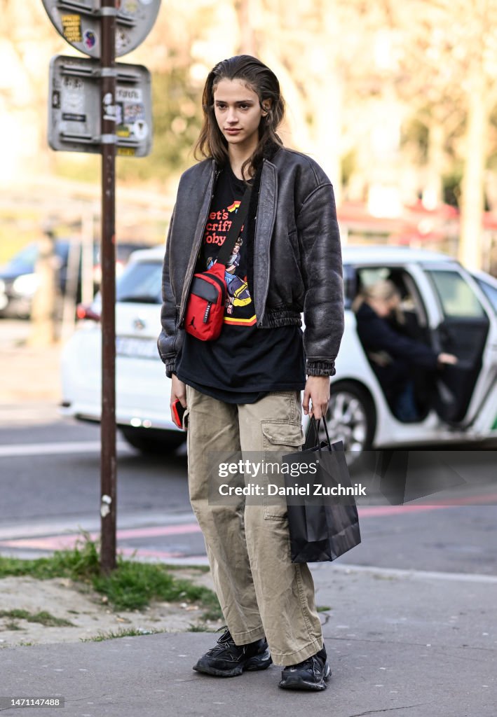 Street Style - Paris Fashion Week - Womenswear Fall Winter 2023 2024 : Day Five