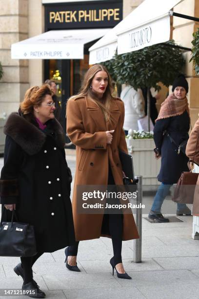Rosie Huntington-Whiteley is seen during the Paris Fashion Week - Womenswear Fall Winter 2023 2024 : Day Six on March 04, 2023 in Paris, France.