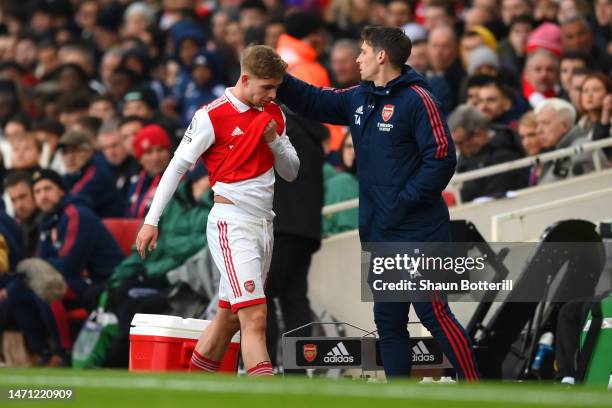 Emile Smith Rowe of Arsenal is substituted from the pitch during the Premier League match between Arsenal FC and AFC Bournemouth at Emirates Stadium...