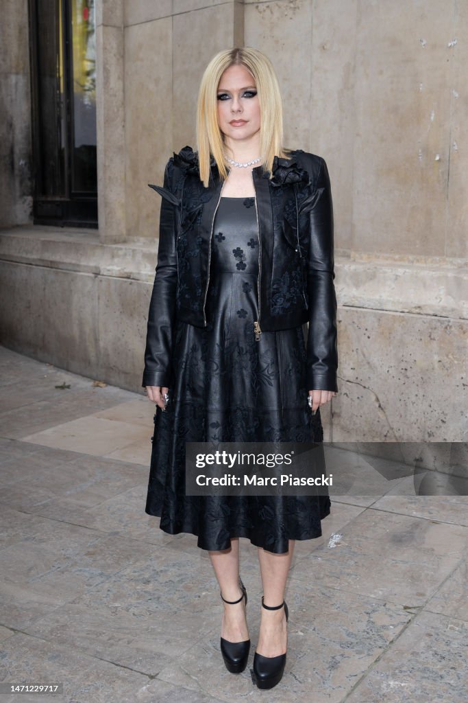 avril-lavigne-attends-the-elie-saab-womenswear-fall-winter-2023-2024-show-as-part-of-paris.jpg