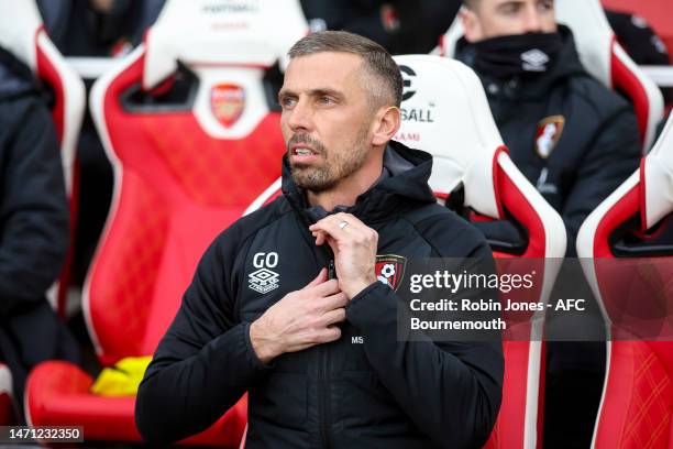 Head Coach Gary O'Neil of Bournemouth during the Premier League match between Arsenal FC and AFC Bournemouth at Emirates Stadium on March 04, 2023 in...
