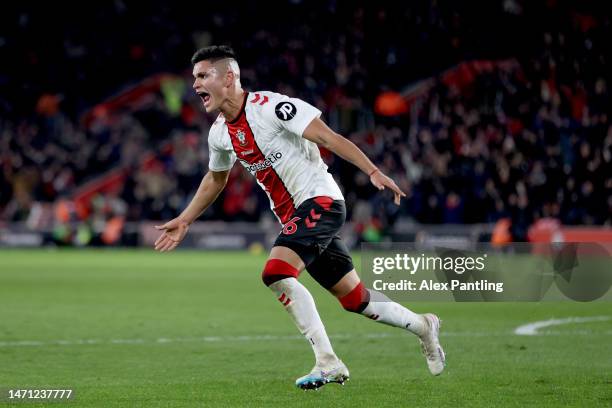 Carlos Alcaraz of Southampton celebrates after scoring the team's first goal during the Premier League match between Southampton FC and Leicester...