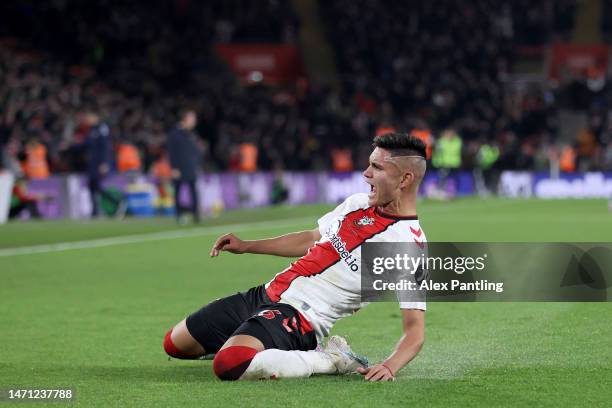 Carlos Alcaraz of Southampton celebrates after scoring the team's first goal during the Premier League match between Southampton FC and Leicester...