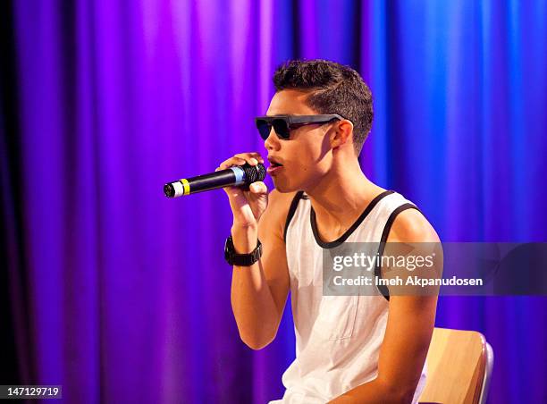 Fegan 36 Backstage Pass With Roshon Fegan Stock Photos, High-Res Pictures ...