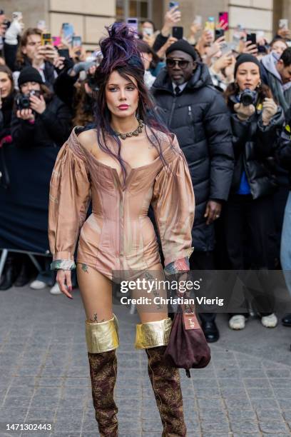 Singer Halsey is seen outside Vivienne Westwood during the Paris Fashion Week - Womenswear Fall Winter 2023 2024 : Day Six on March 04, 2023 in...