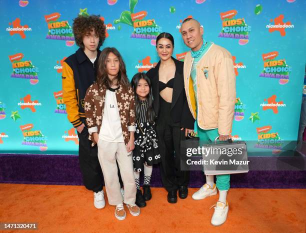 Taboo and family attend the 2023 Nickelodeon Kids' Choice Awards at Microsoft Theater on March 04, 2023 in Los Angeles, California.