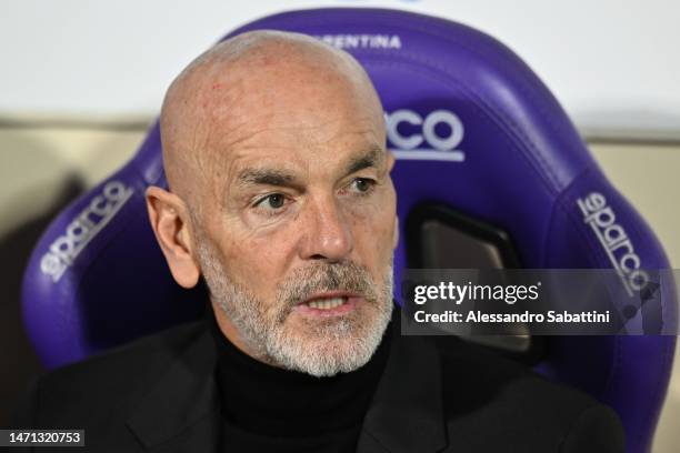 Stefano Pioli head coach of AC Milan during the Serie A match between ACF Fiorentina and AC MIlan at Stadio Artemio Franchi on March 04, 2023 in...