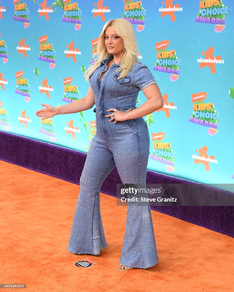 Bebe Rexha arrives at the Nickelodeon's 2023 Kids' Choice Awards at