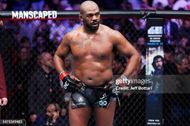 Jon Jones waits for the start of the round in the UFC heavyweight championship fight during the UFC 285 event at T-Mobile Arena on March 04, 2023 in...