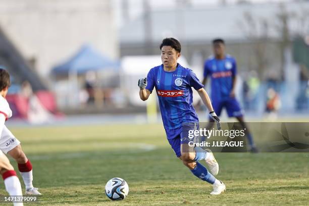 Motoki OHARA of Mito Hollyhock in action during the J.LEAGUE Meiji Yasuda J2 3rd Sec. Match between Mito Hollyhock and Fagiano Okayama at K's denki...