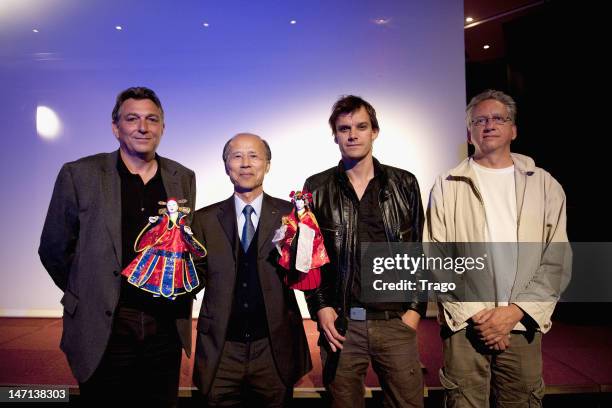Ching Lu 68 Michel Lu Stock Photos, High-Res Pictures, and Images - Getty Images