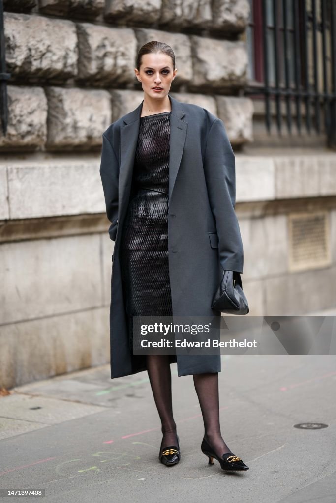 Street Style - Paris Fashion Week - Womenswear Fall Winter 2023 2024 : Day Six