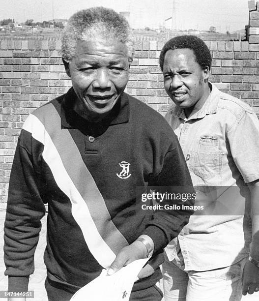 September 1990 : ANC deputy president Nelson Mandela leads Umkhonto we Sizwe chief of staff Chris Hani to face the media at the Mandela home in...