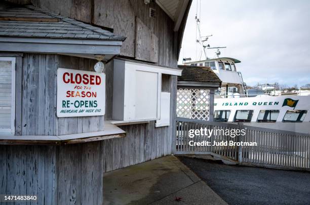 Cap Cod Sign 1,097 Cape Cod Signs Stock Photos, High-Res Pictures, and Images ...
