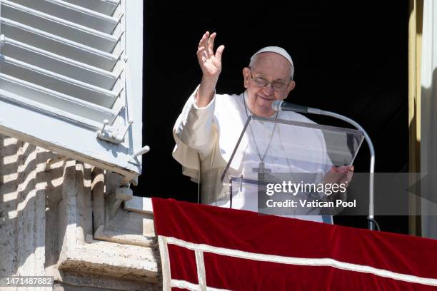 Pope Francis' waves to pilgrims gathered in St. Peter's Square during the Angelus prayer on March 05, 2023 in Vatican City, Vatican. At least 70...