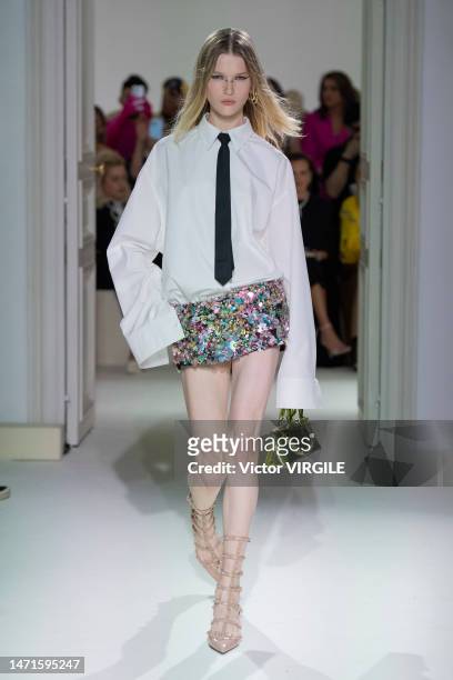 Model walks the runway during the Valentino Ready to Wear Fall/Winter 2023-2024 fashion show as part of the Paris Fashion Week on March 5, 2023 in...