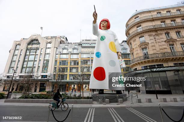 Huge sculpture in the likeness of Yayoi Kusama is erected between the headquarters of the Maison Louis Vuitton and the Samaritaine department store...