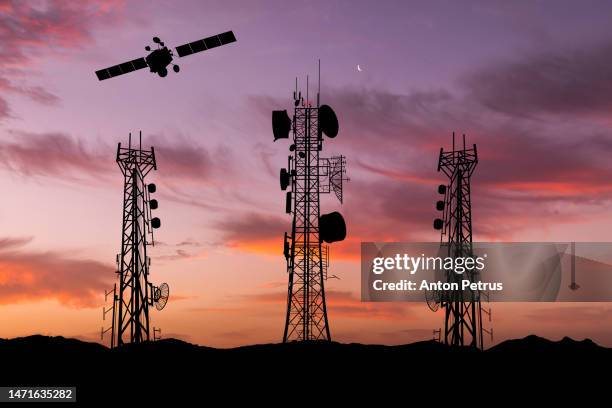 communication towers and satellite at sunset. satellite communication concept - satélite imagens e fotografias de stock
