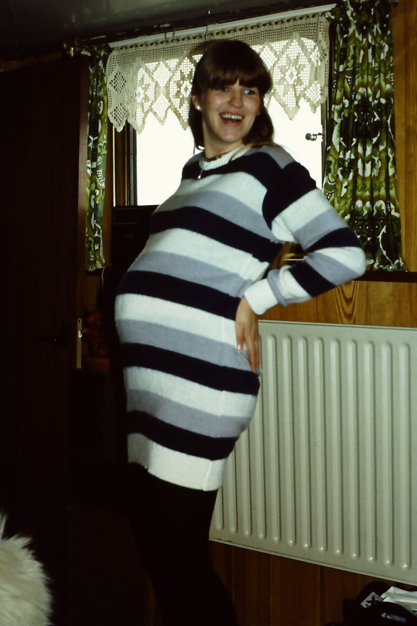 pregnant woman photography