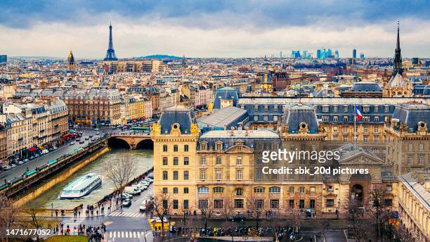 paris - eifel tower stock pictures, royalty-free photos & images