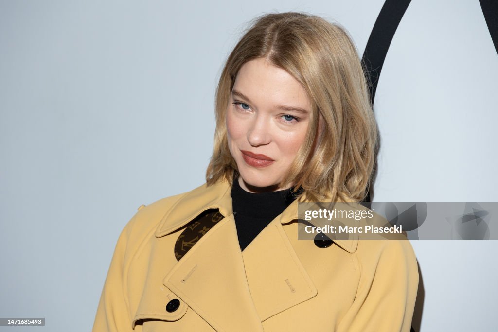 Louis Vuitton : Photocall - Paris Fashion Week - Womenswear Fall Winter 2023-2024
